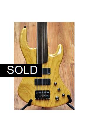 Esh Sovereign 5 Fretless Esh Sovereign 5 Fretless